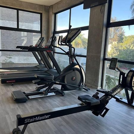 Depa Boho Al Sur Pet Friendly Piscina Gym Sala De Cine Apartment Гуадалахара Екстериор снимка